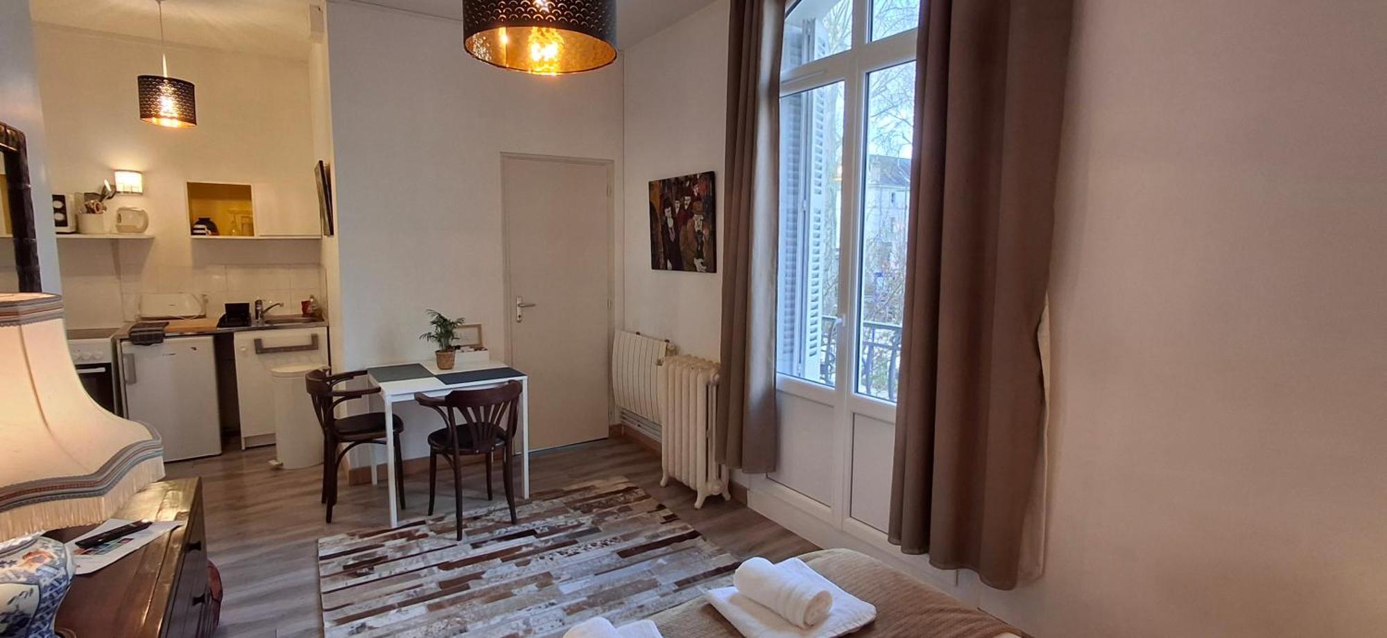 Chez Eric Le N2 Appartement Tours Buitenkant foto
